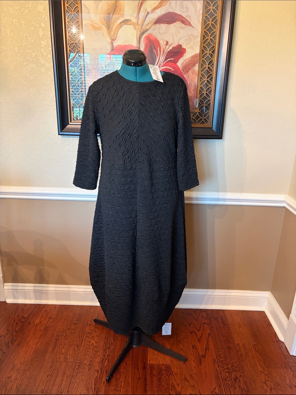 NWT Nuggles black textured Cindy Bubble dress